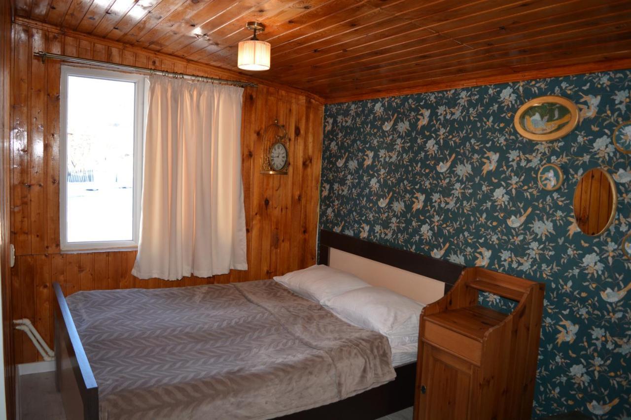 Guesthouse Of Manoni Ratiani Mestia Ngoại thất bức ảnh
