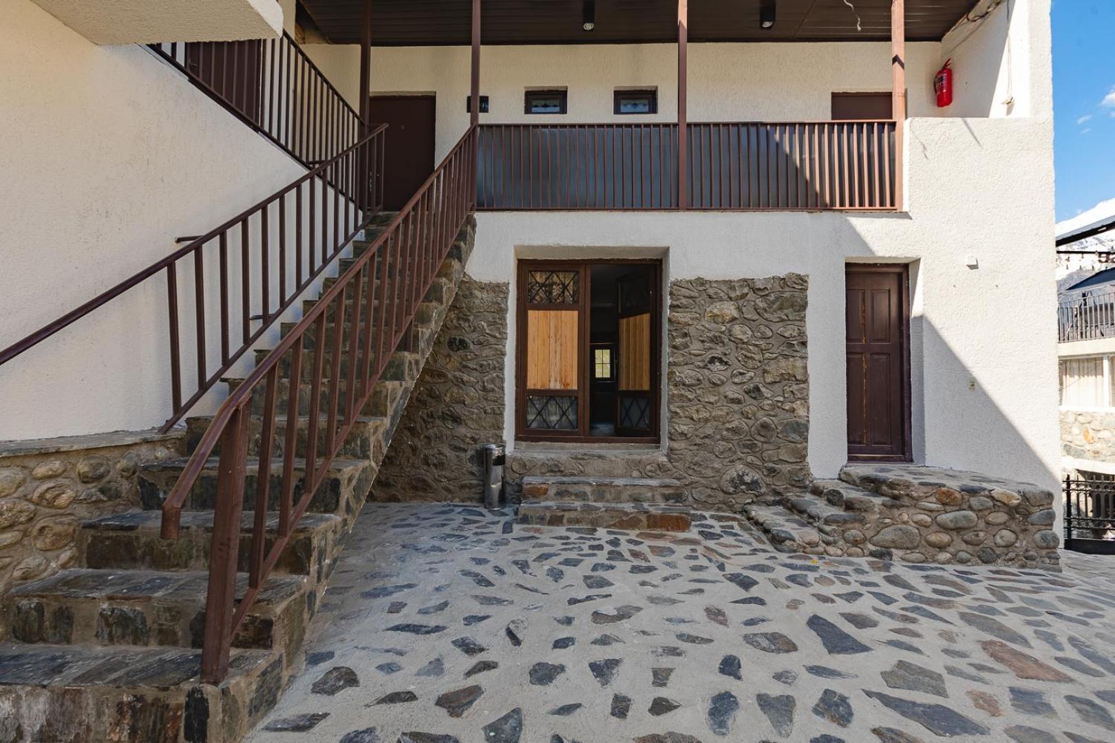 Guesthouse Of Manoni Ratiani Mestia Ngoại thất bức ảnh