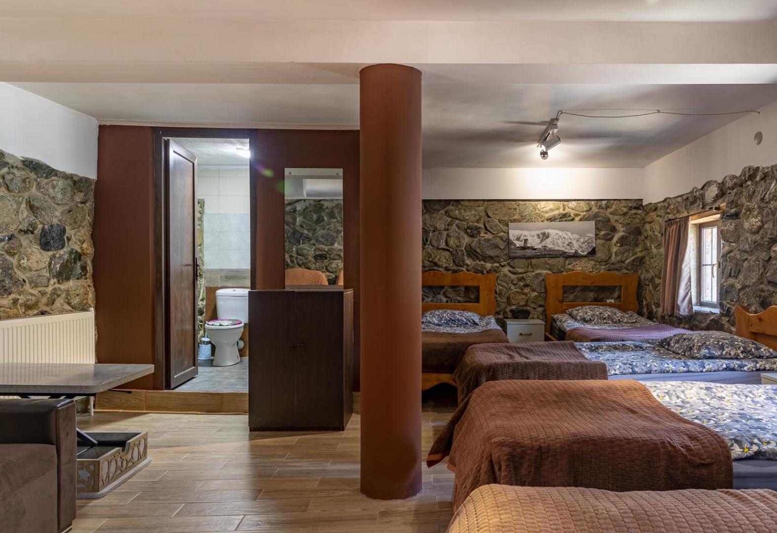 Guesthouse Of Manoni Ratiani Mestia Ngoại thất bức ảnh